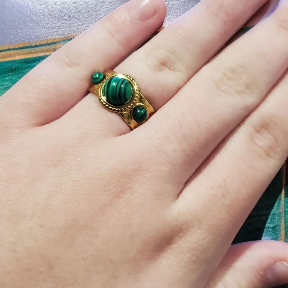 Gold Plated Malachite Cabochon Hammered Ring